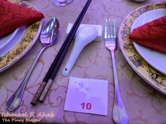 Dining table in Golden Bay Restaurant