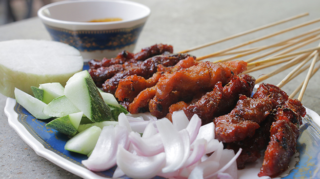Chicken, Mutton, Beef Satay & Ketupat Chicken, Mutton, Beef Satay & Ketupat