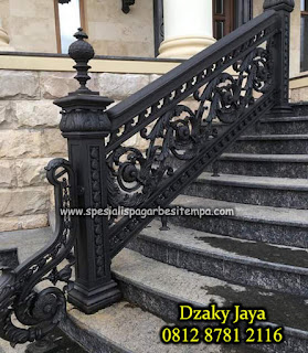 Railing Besi Tempa Mewah 13 railing besi tempa, railing tangga tempa, railing besi tempa murah, railing tangga besi tempa, railing balkon besi tempa, railing tangga besi tempa minimalis,