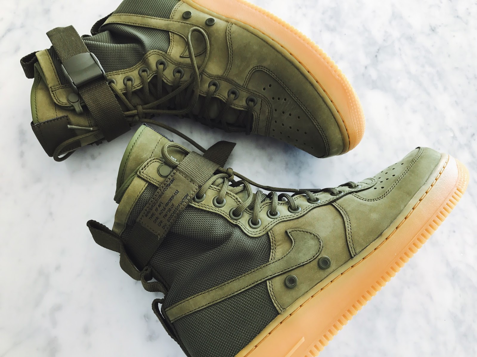 nike special field air force 1 green