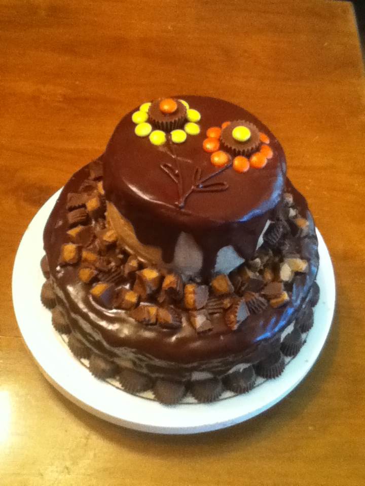 So Much Stuff! Decadent Peanut Butter Cup Cake!