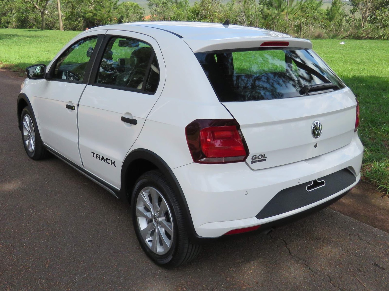 vw gol track 2017