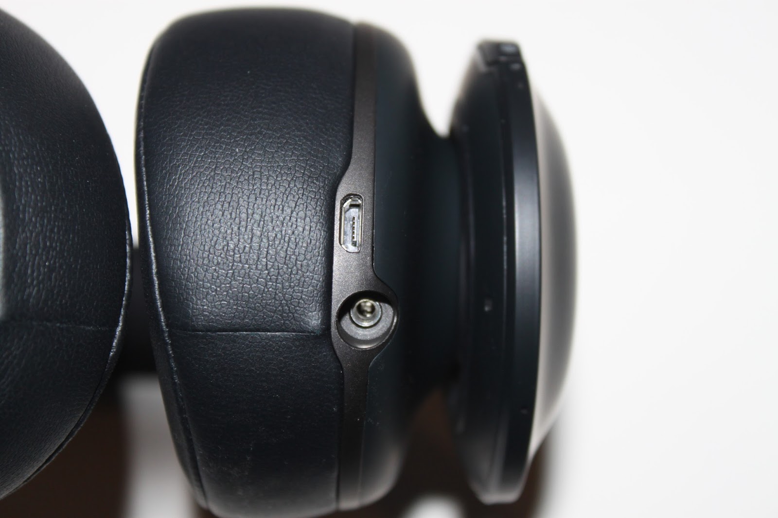 Stereowise Plus Jbl Everest Elite 700 Wireless Active Noise Cancelling Headphones Review