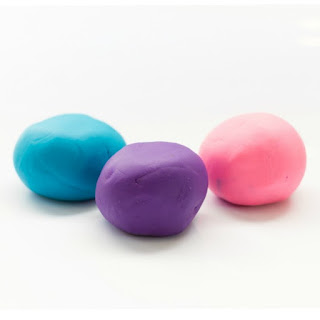 KID PROJECT: TURN CANDY INTO PLAY DOUGH! {This dough has such a fun texture! Good luck putting it down}