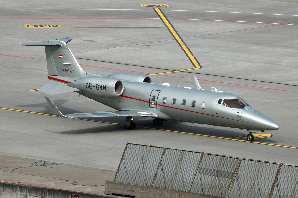 Planes and Trains Planes 2013 OEGVN / Bombardier Learjet 60 (XR
