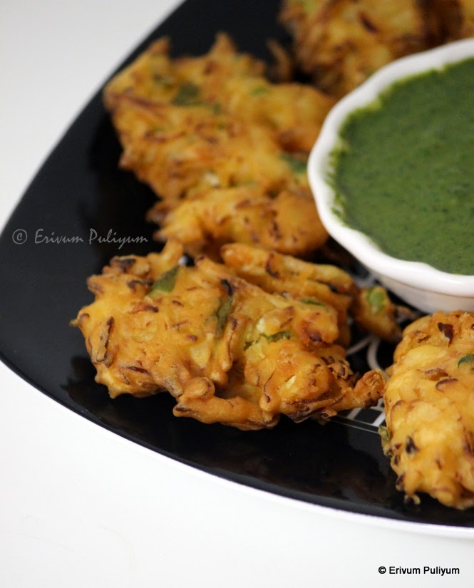 Erivum Puliyum Cabbage Pakora (Crispy Fritters) Patta Gobhi Pakoda