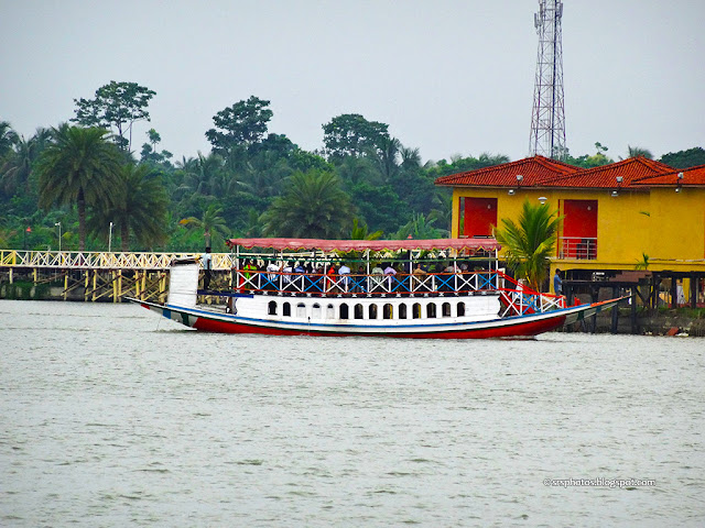 Ferry at Eco Tourism Park, Kolkata Ferry at Eco Tourism Park, Kolkata