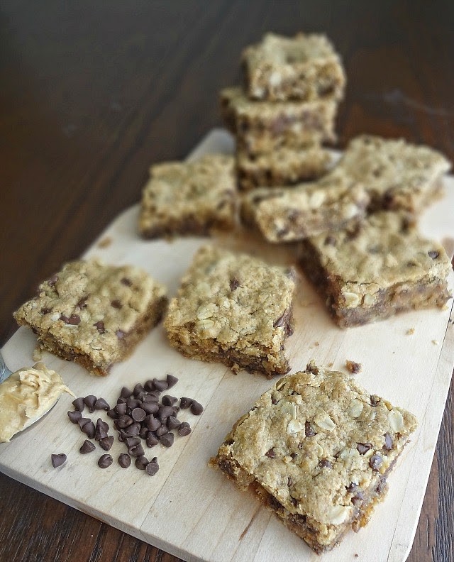 {Healthy} Peanut Butter Chocolate Chip Oat Bars