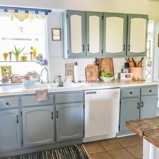Easy DIY Cabinet Makeover