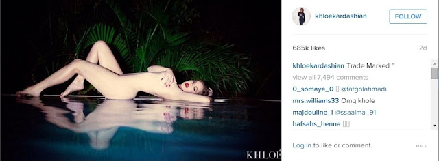 Foto-foto "Polos" Khloe Kardashian Di Kolam Renang Yang Mendadak Membuat Heboh Khloe Kardashian sexy