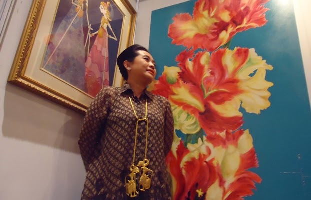 Lewat Lukisan Wayang, Sasya Angkat Identitas Indonesia