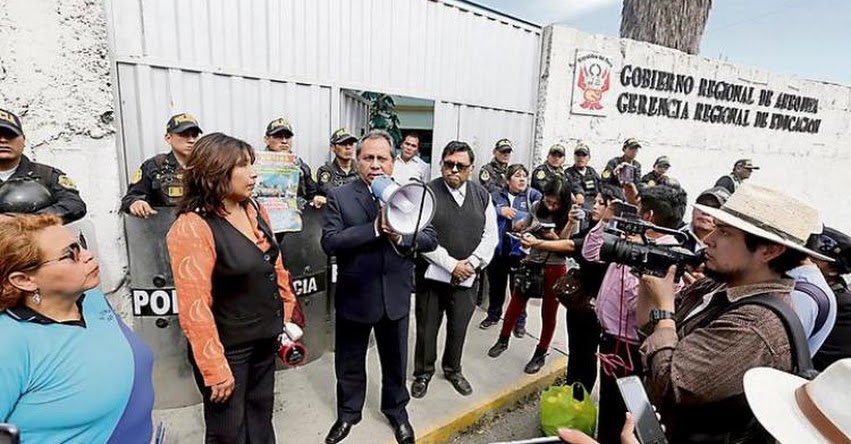 Poca participación de docentes en paro indefinido en las regiones del sur Poca participación de docentes en paro indefinido en las regiones del sur
