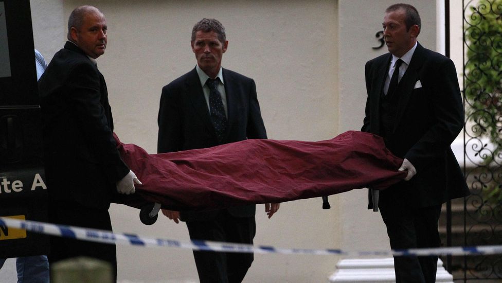 HIPERSESSÃO Fotos de Amy Winehouse morta HIPERSESSÃO Fotos de Amy Winehouse morta