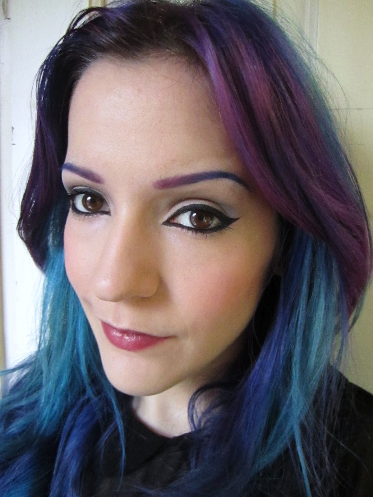 The Makeup of Ruth B Dead Cat FOTD