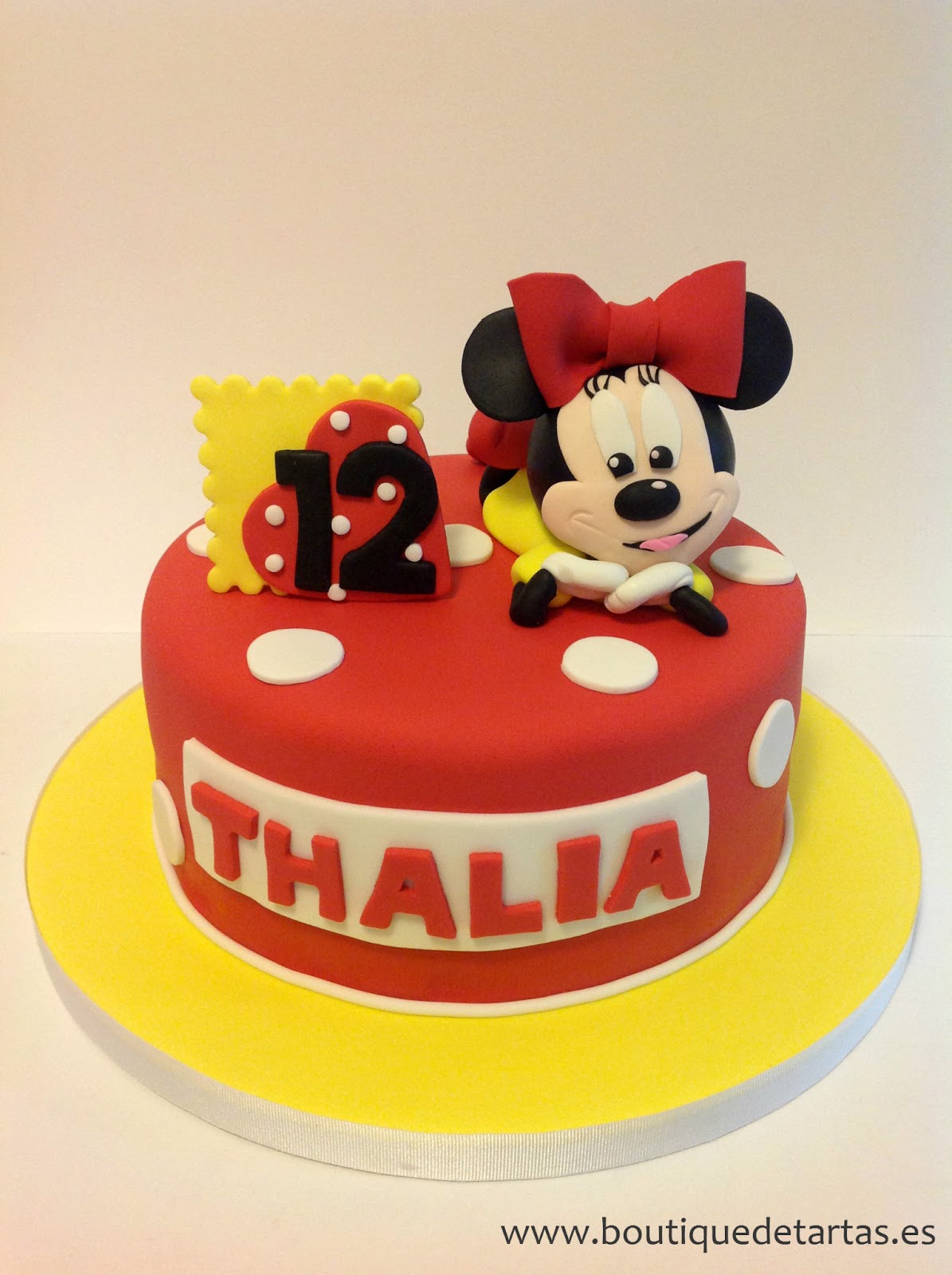 La boutique de las tartas - Cake Design: Tarta Minnie Mouse en rojo