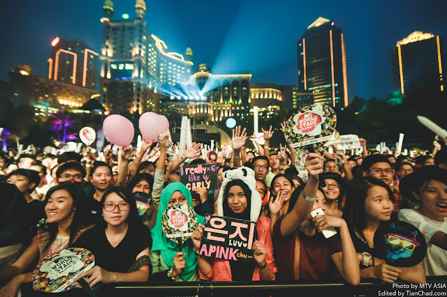 Fans at MTV World Stage Malaysia 2015 Pic 1 (Credit - MTV Asia & Kristian Dowling)