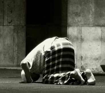 Doa Setelah Sholat Witir Lengkap Bahasa Arab Latin Dan Artinya - Doa