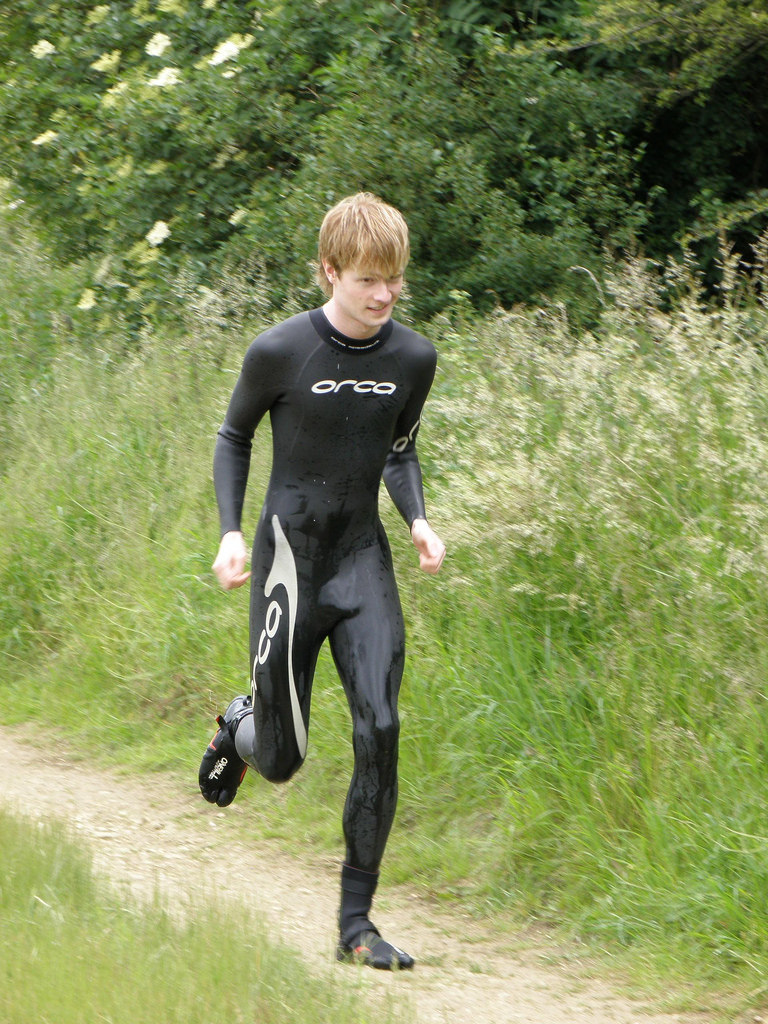 german-teen-boy-wetsuit-final-fantasy-sexy-naked