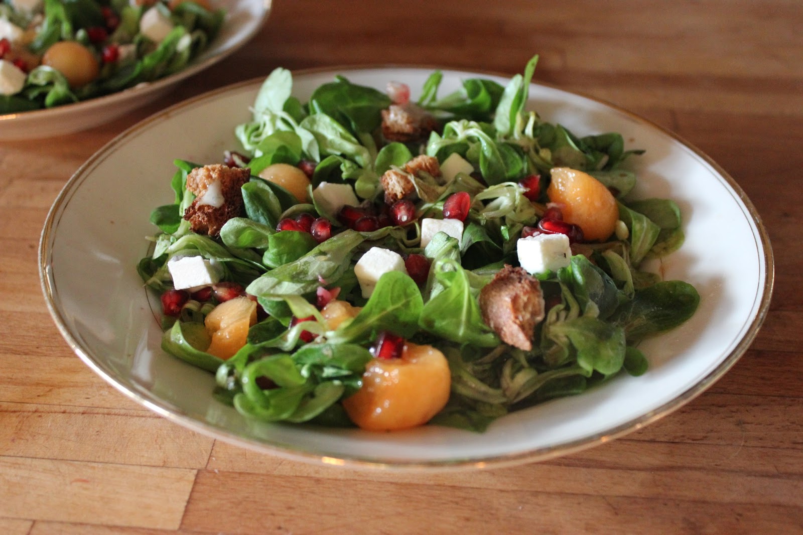 Cuillère et saladier: Salade de mâche estivale