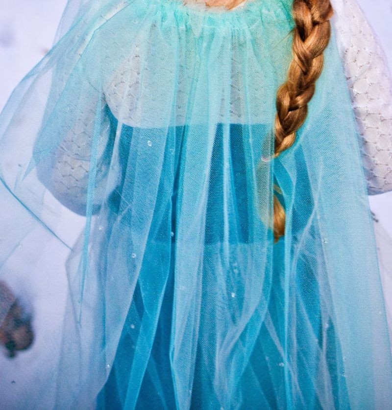 Costume Crafty How to make a Princess Elsa cape no sew Costume Crafty How to make a Princess Elsa cape no sew