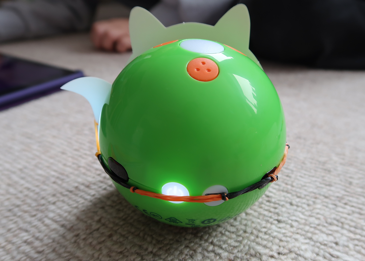 Dot Creativity Kit Brings Together Coding and Craft Handson Review