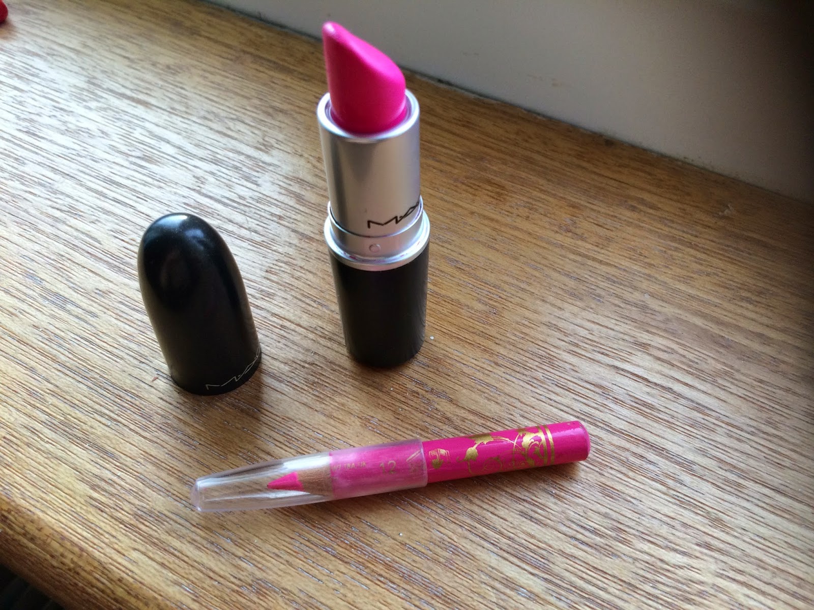 my fashion & beauty blog MAC Cherry, Nightmoth, Currant lip liners