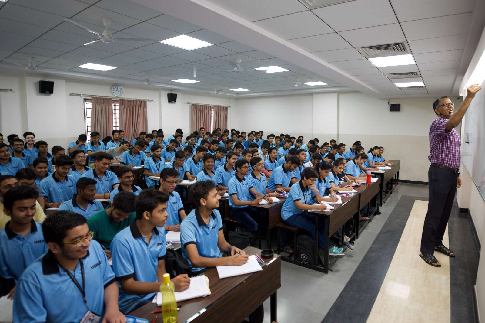 Vibrant Academy (India) the Best IIT Coaching Institute in Kota