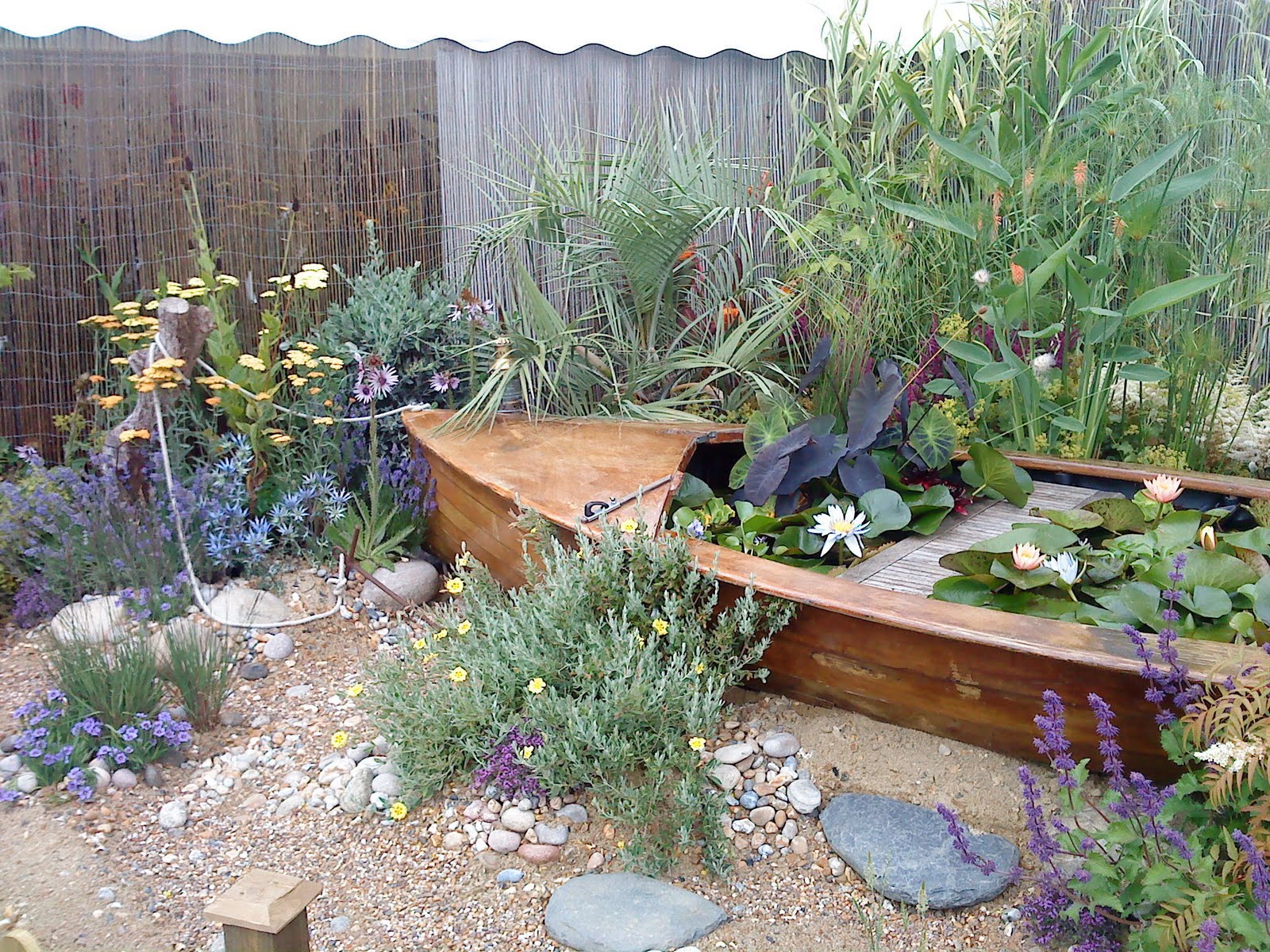 Wonderful Backyard Landscaping Ideas Pictures