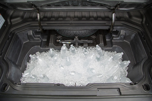 2017 Honda Ridgeline trunk/ice chest Trunk/ice chest of 2017 Honda Ridgeline