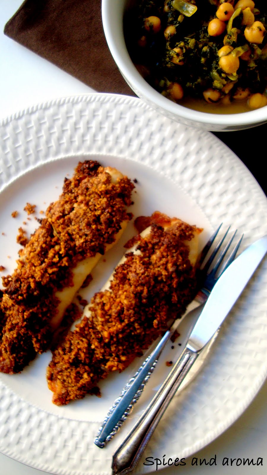 Spices and aroma: Pecan crusted cod