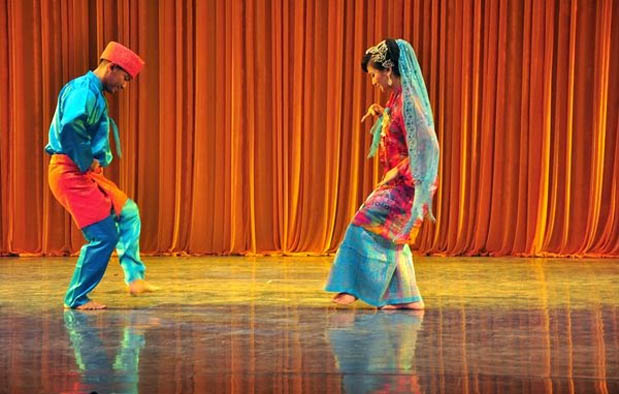 Tari Berpasangan Riau