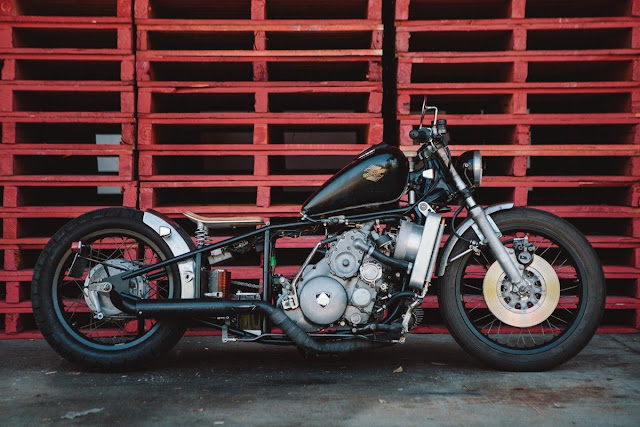 Suzuki RE5 độ Bobber: Bạn có biết về động cơ quay? Suzuki RE5 độ Bobber: Bạn có biết về động cơ quay?