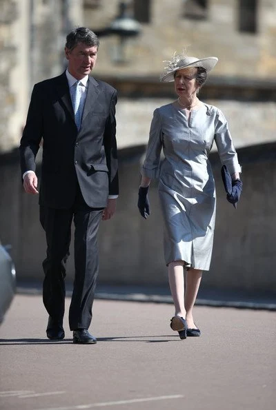 Kate Middleton wore a dove grey coat by Alexander McQueen. The Countess of Wessex wore a floral dress by Oscar de la Renta