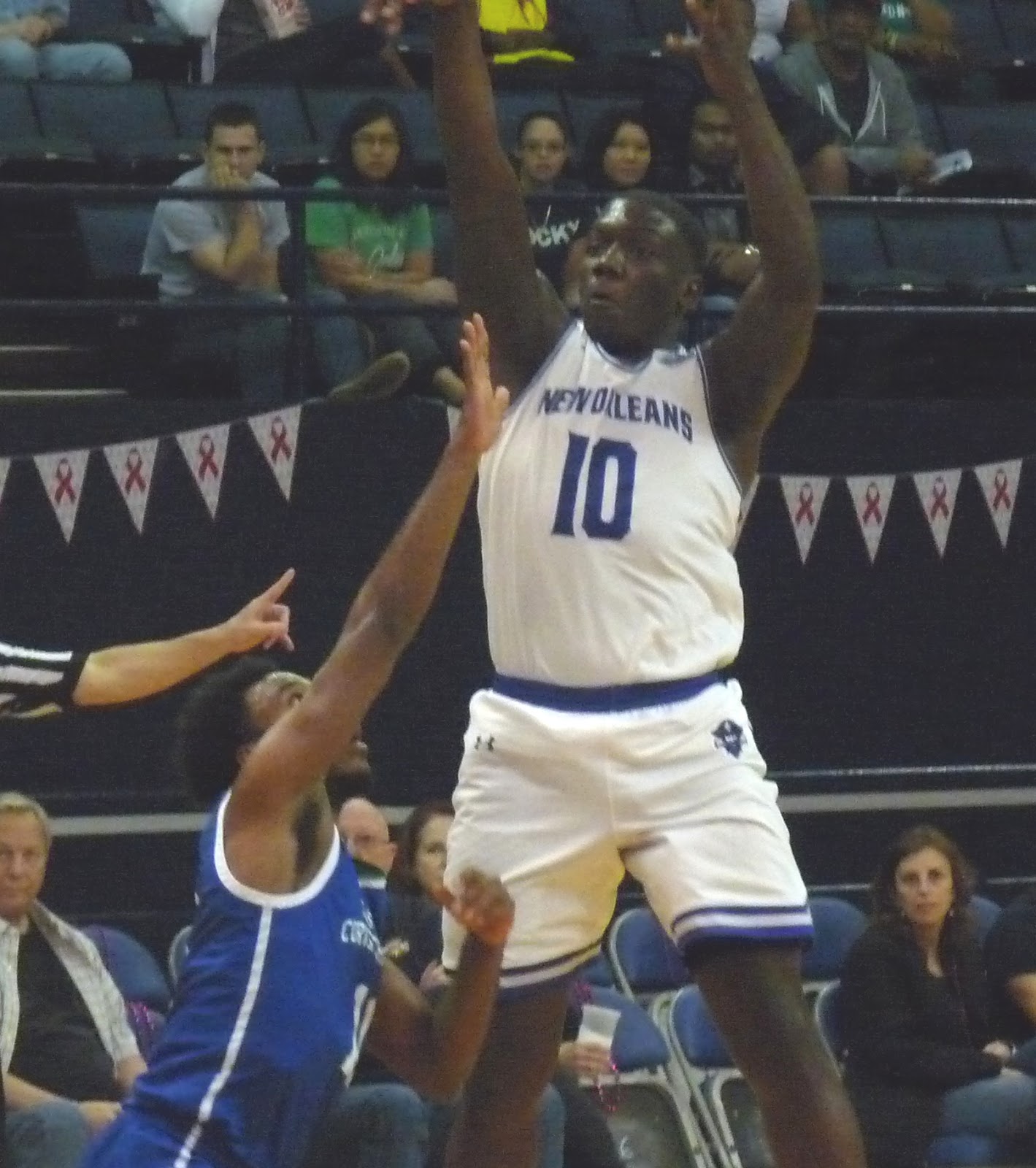 Privateer Island UNO Focuses, Fights Off TAMUCC