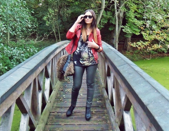 Mullanstyle.: Czerwona ramonka po raz pierwszy...