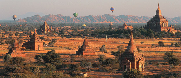 Attractions in Bagan with hot temperature