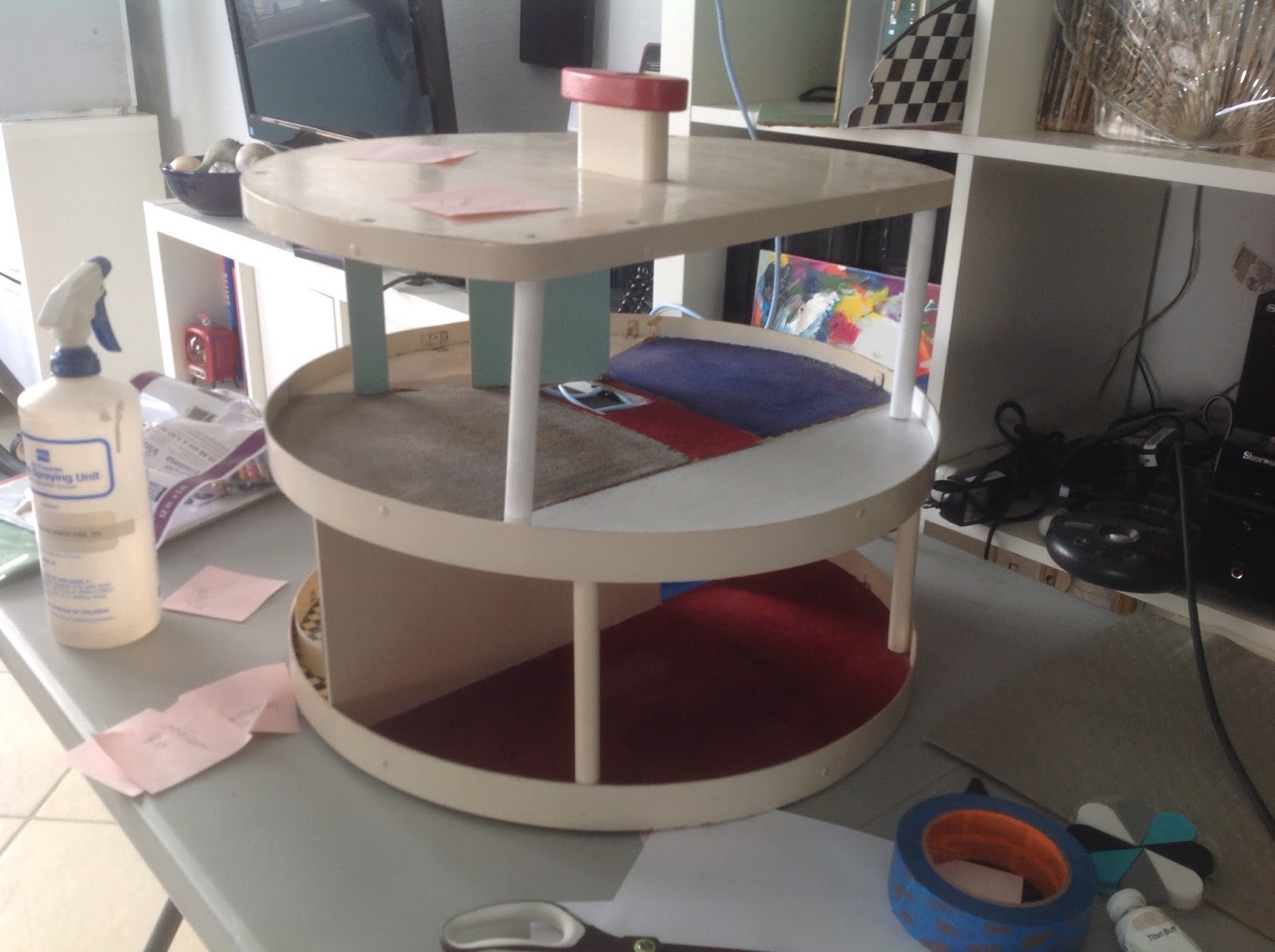 round dollhouse