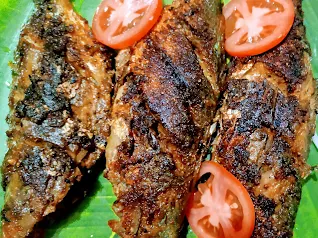 3 crisp golden mackerel (bangda) fish Tawa fry Recipe