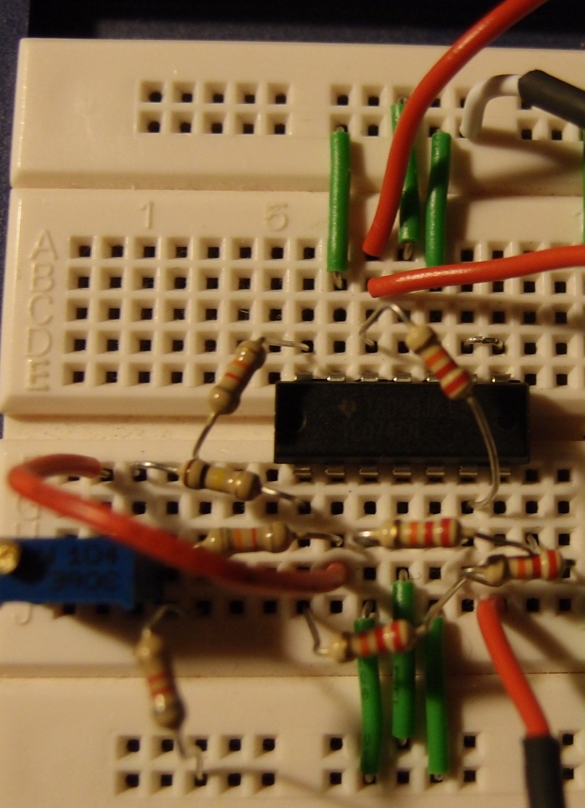 Problem With Wien Bridge Sine Wave Oscillator Here Is The Circuit