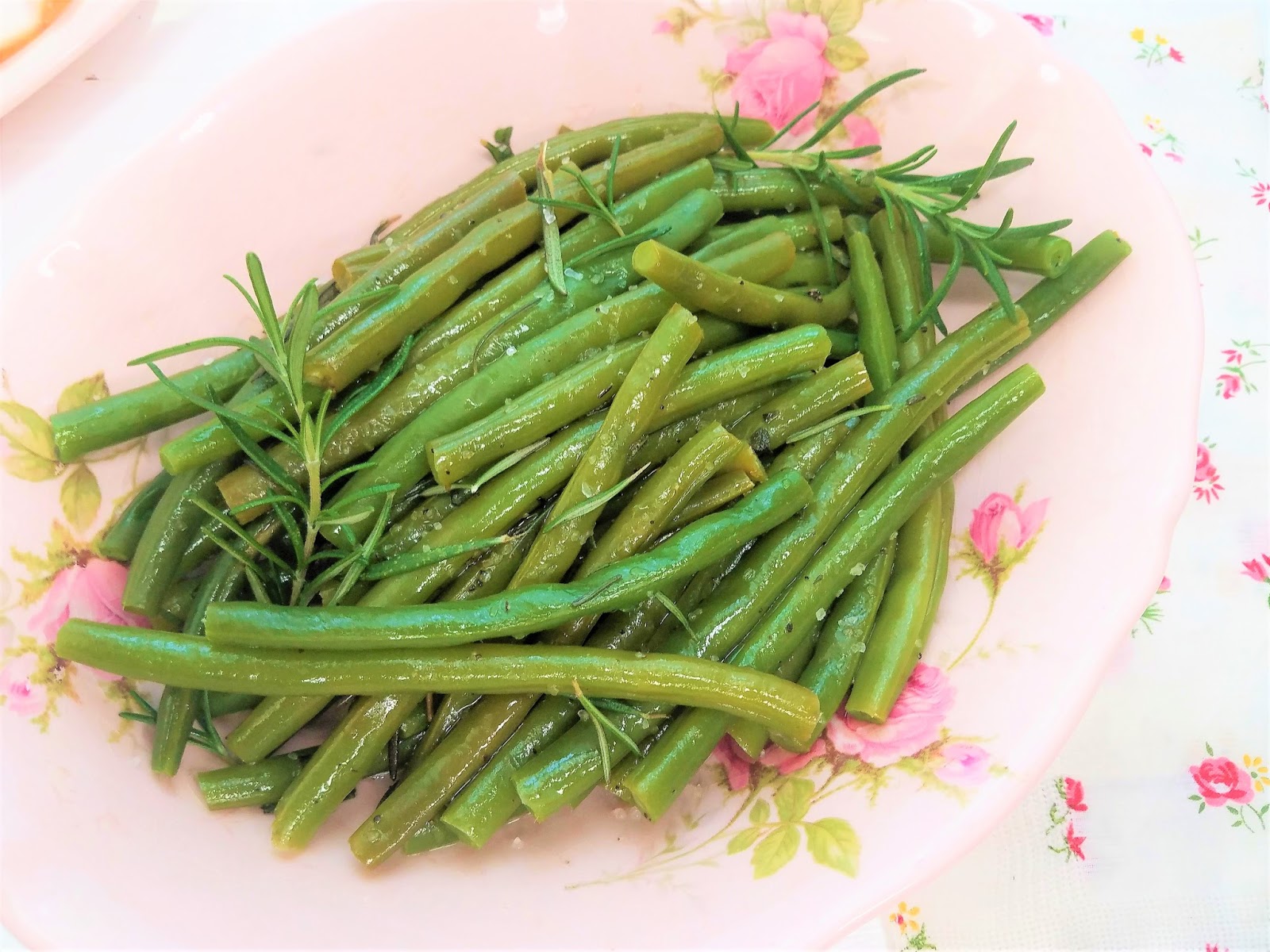 Rosemary & Thyme Green Beans