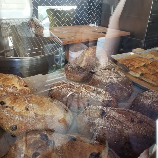 Fife Bakery & Moving Coffee Roaster Vancouver, Canada chichicho