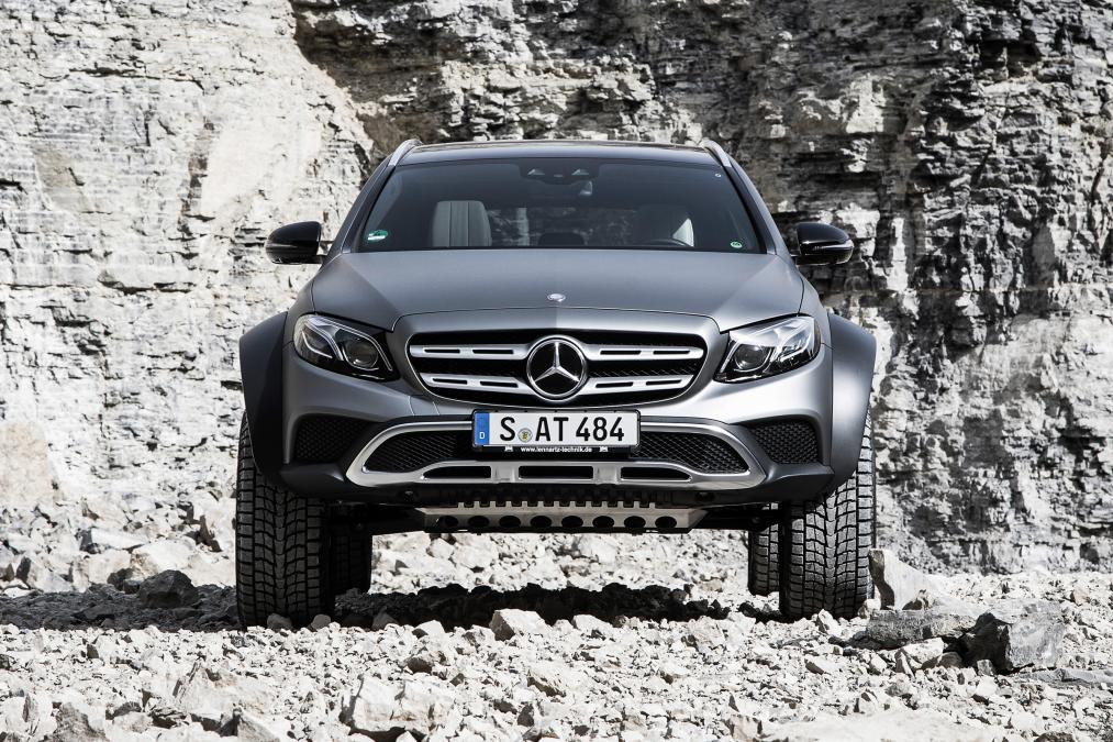 [Imagen: Mercedes-E-Class-All-Terrain-4x4-6.jpg]