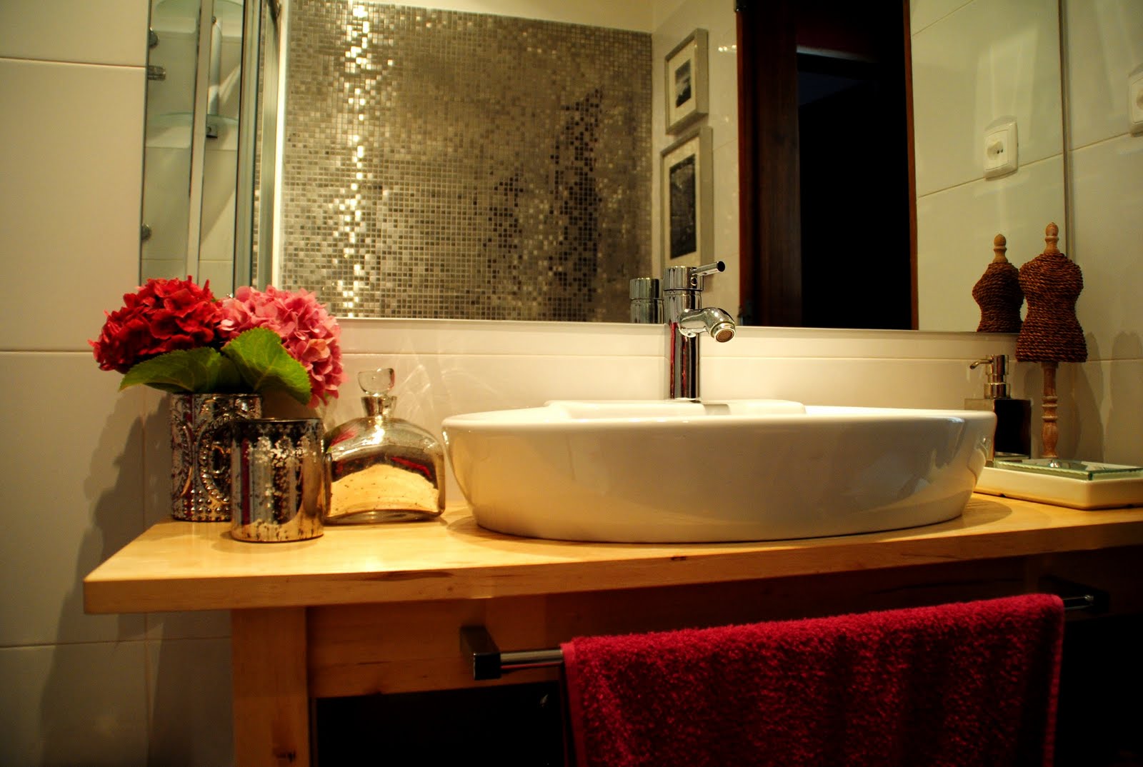 *WHITE GLAM* Sparkling Bath! WC BRILHANTE!