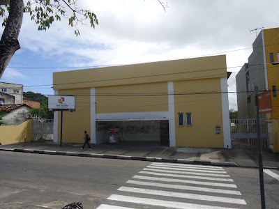 Resultado de imagem para cine teatro lauro de freitas