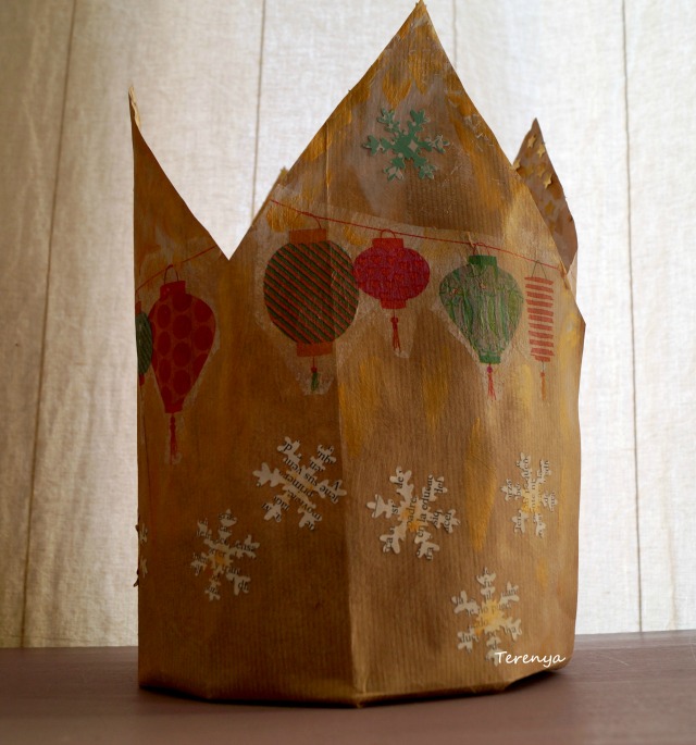 como-hacer-regalo-con-corona-cumpleaños