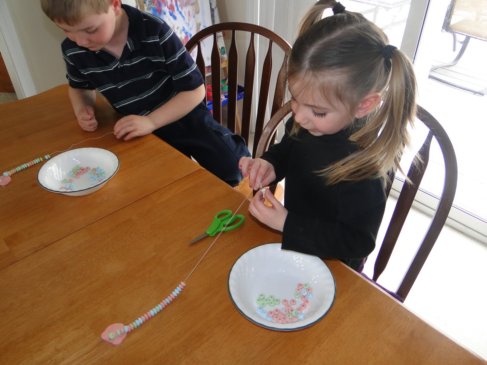 A WDW Mom's Daily Endeavors Wilton Easter Candy Necklaces