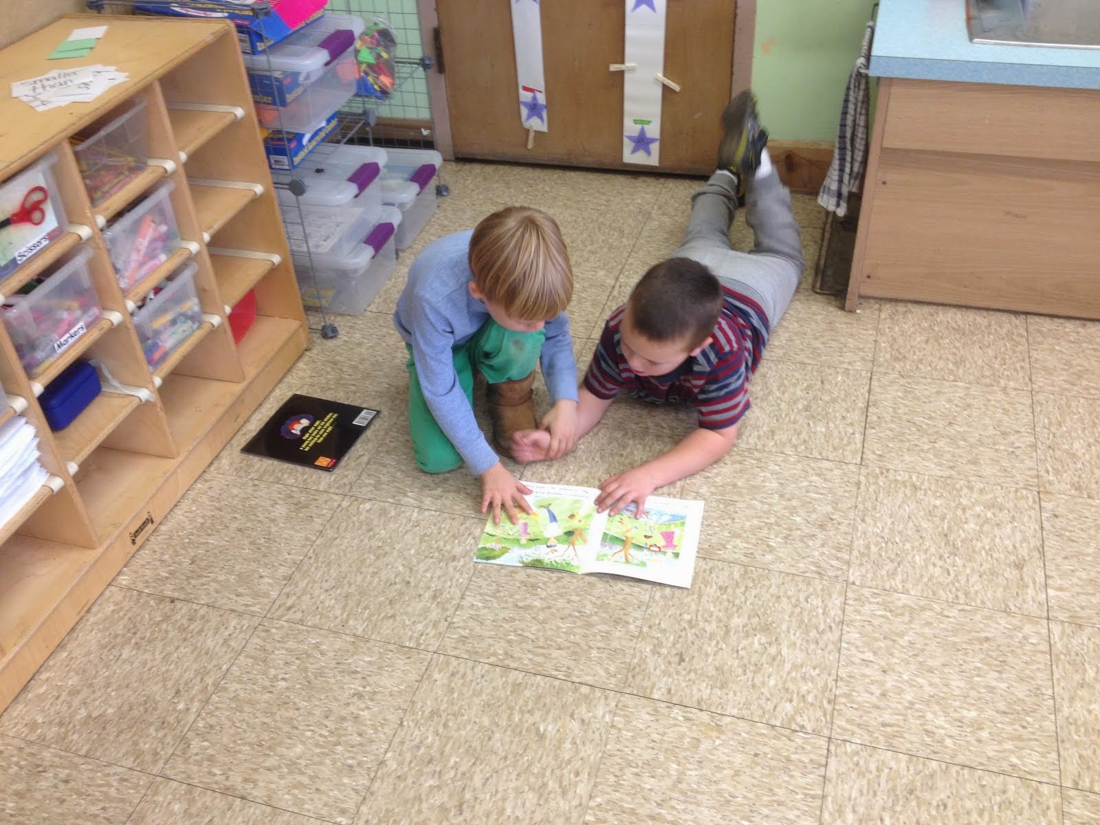 Mr Edwards Kindergarten Read To Someone Time