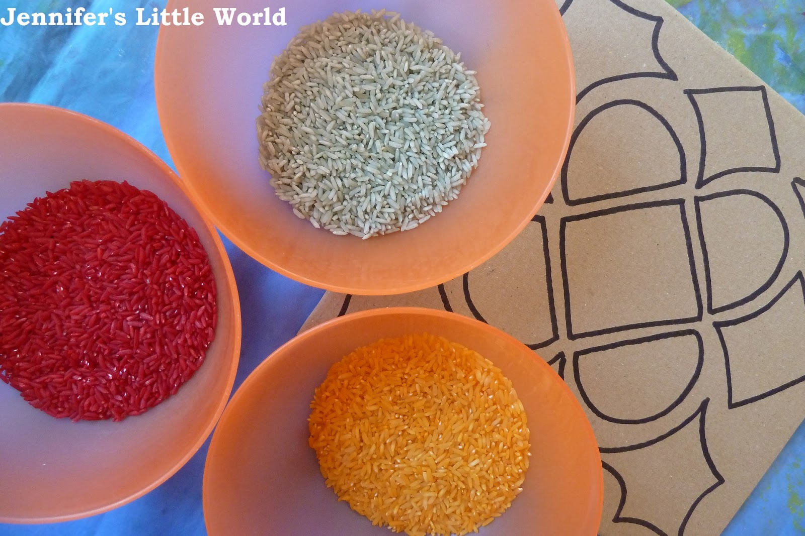Easy Rangoli Design With Coloured Rice