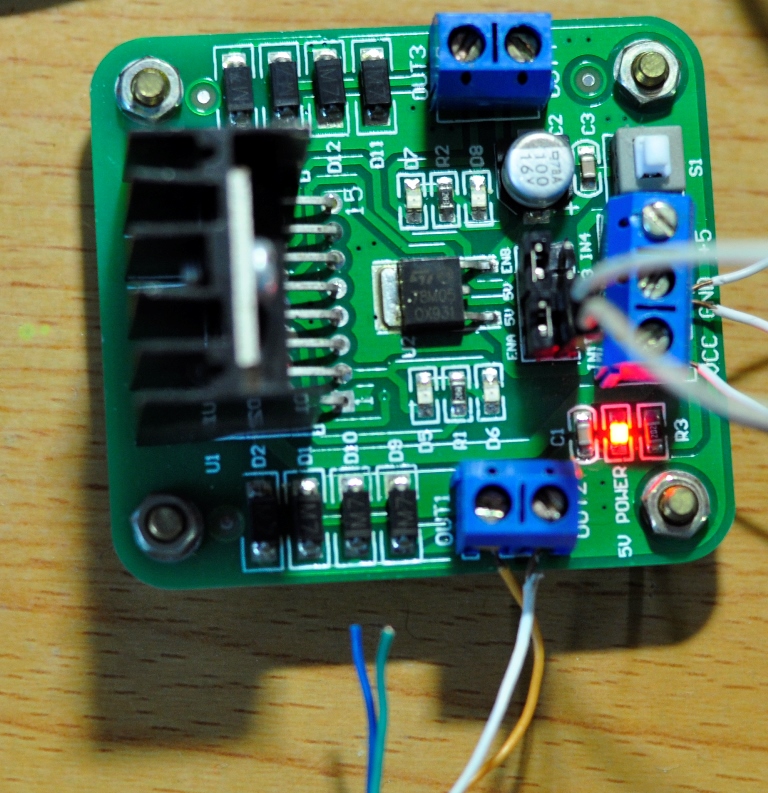 raspberry pi remote control car with camera
