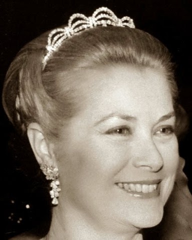 Tiara Mania: Princess Grace of Monaco's Diamond Tiara
